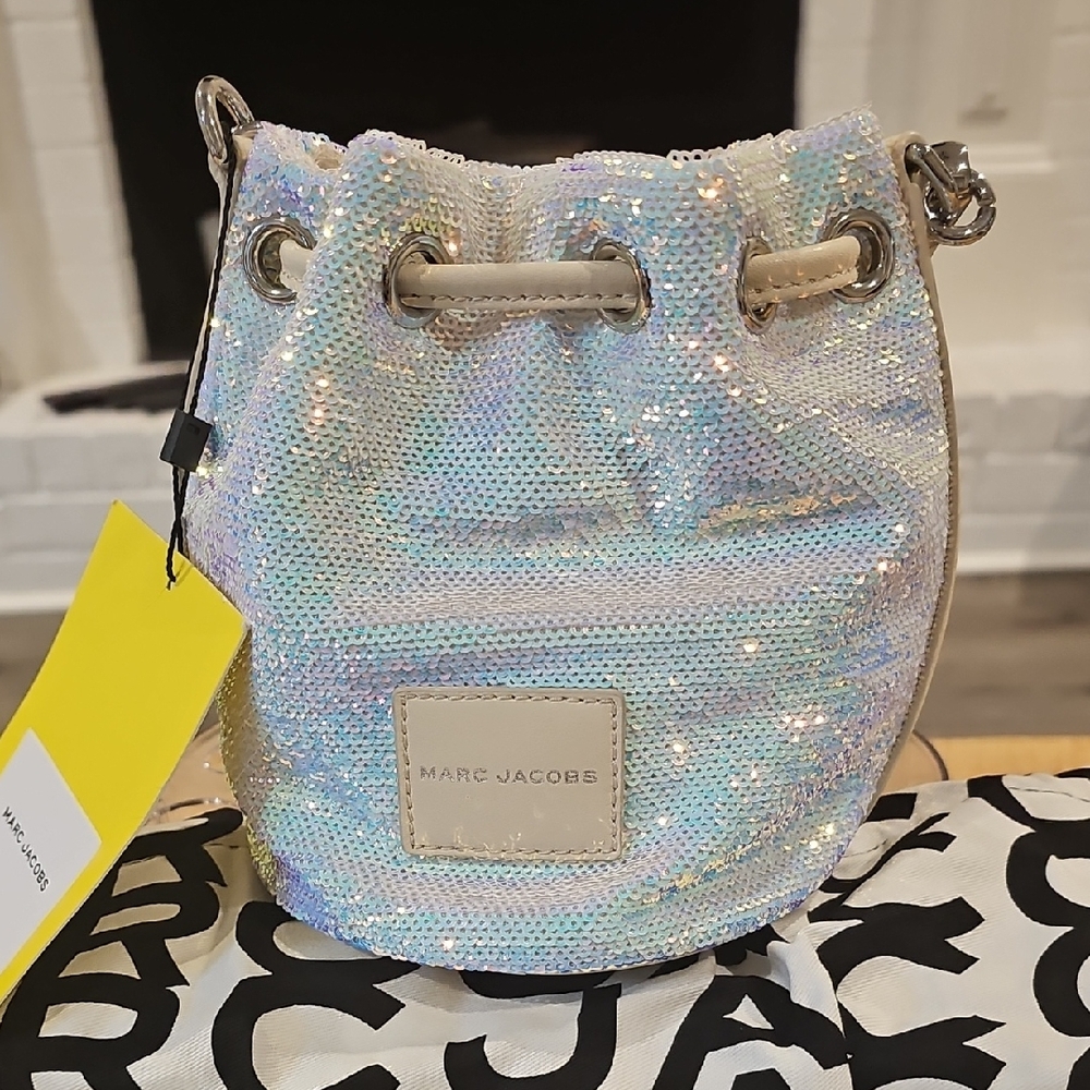 ⭐️BRAND NEW⭐️MARC JACOBS: Sequin Mini Bucket Bag